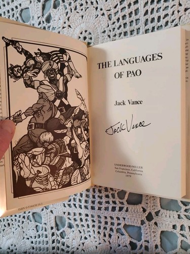 The Languages of Pao SIGNED by Jack Vance Underwood-Miller hardcover 1979 - Imagen 13 de 14