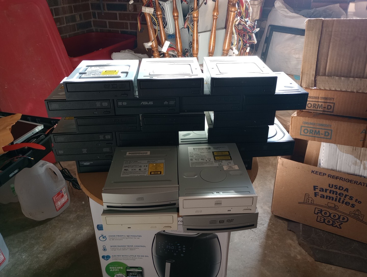 LARGE COLLECTION OF DVR/DISC DRIVES!!!!