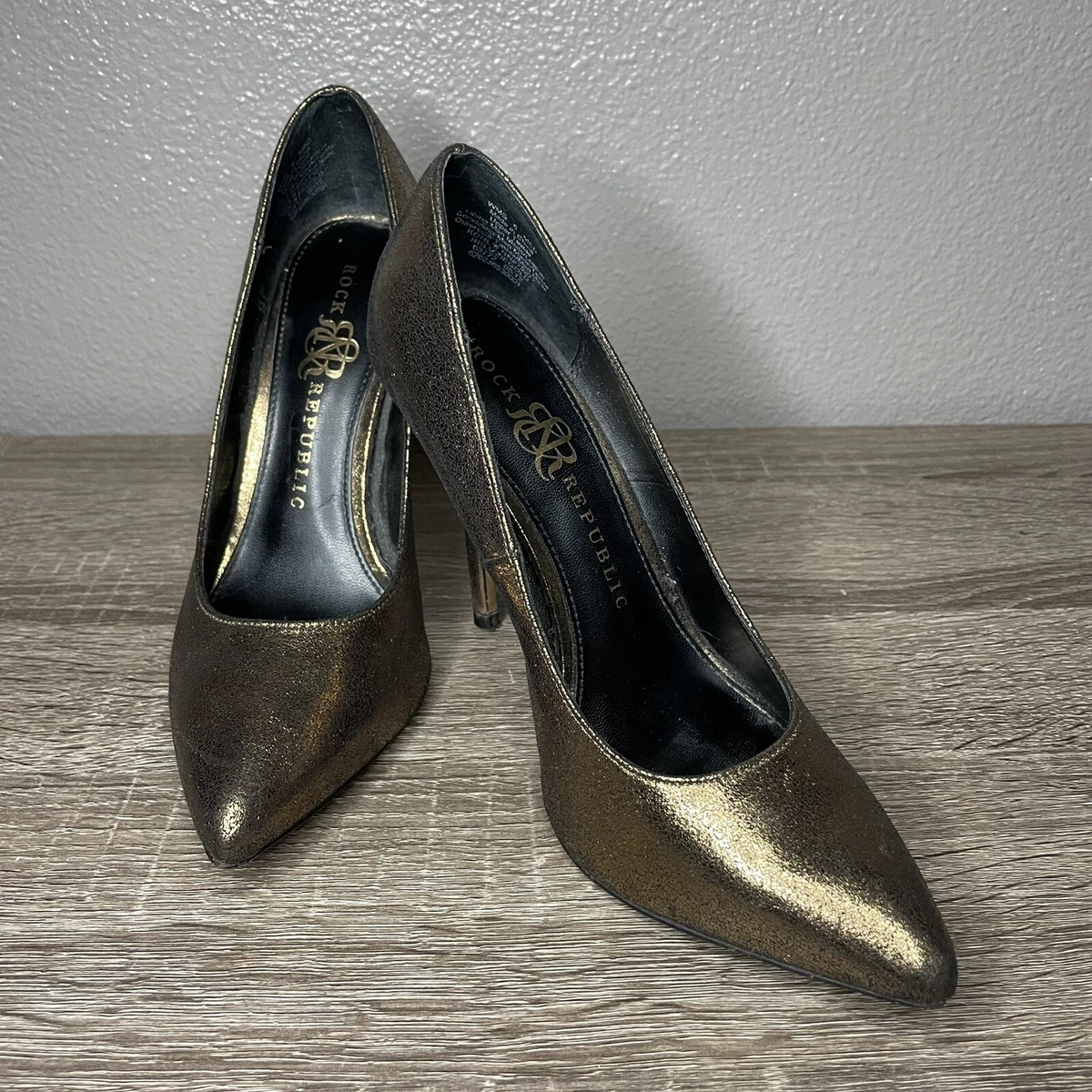 Bronze pumps best sale dress shoes