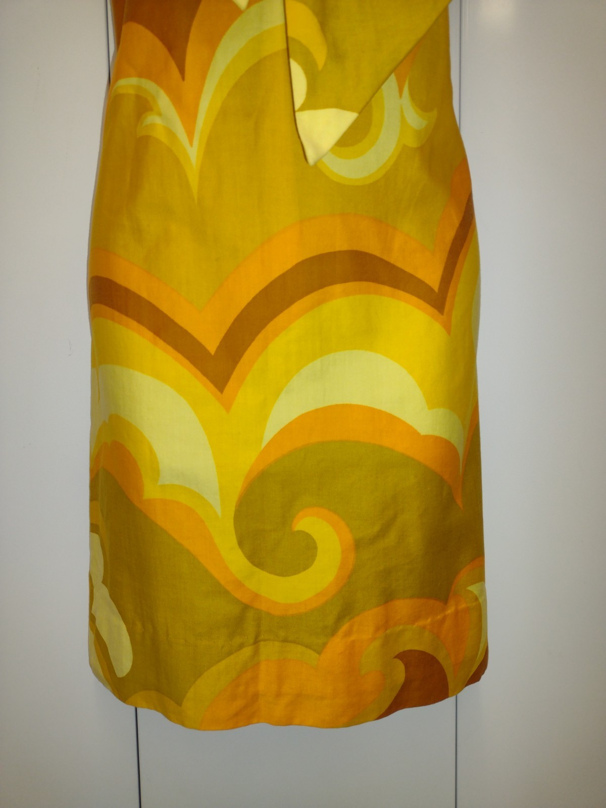 Sensational Vintage 1960s MOD Psychedelic Print  … - image 5
