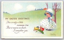 Postal de felicitación de Pascua vintage niña pollito carretilla en relieve C284