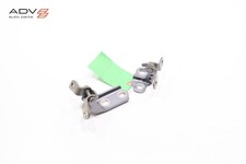 2024 - 2025 CHEVROLET TRAX BISAGRA PUERTA TRASERA DERECHA INFERIOR Y SUPERIOR OEM -JUEGO-
