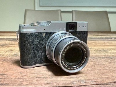 Fujifilm X Series X20 12.0MP Digital Camera - Black Silver