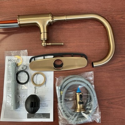 NEW Moen 7770BZG - Kitchen one Handle/pull Down Faucet B165