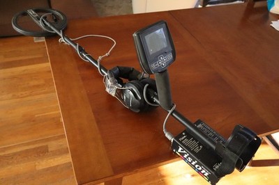 Whites Vision Metal Detector Spectra metal detector (similar to a V3i)