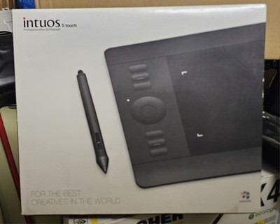 Wacom Intuos 5 Touch S - PTH-450 USB Grafik Tablet - Sehr gut erhalten in OVP