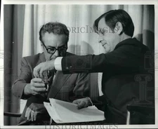 1971 Press Photo City Club Forum Ralph Perk Gets Water From Geo. Voinovich