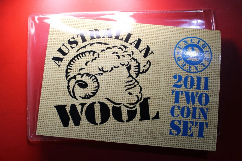 2011 AUST WOOL TWO COIN MINT SET TWO SPECIAL DESIGN COINS IN FOLDER - Image 2 of 4