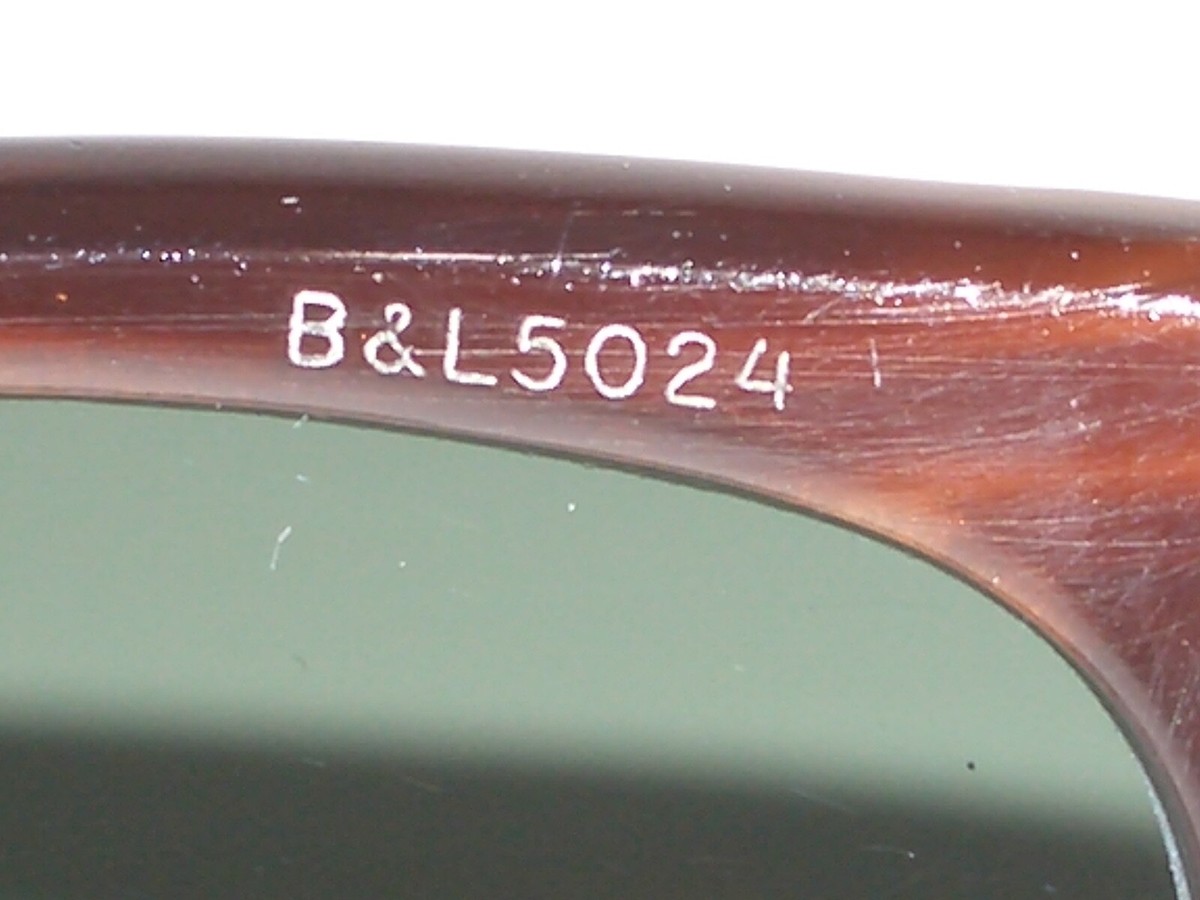 Ray-Ban Wayfarer 40周年　スペシャルエディション　未使用 VINTAGE B&L RAY-BAN 40 YEARS SPECIAL EDITION G15 TORT WAYFARERS