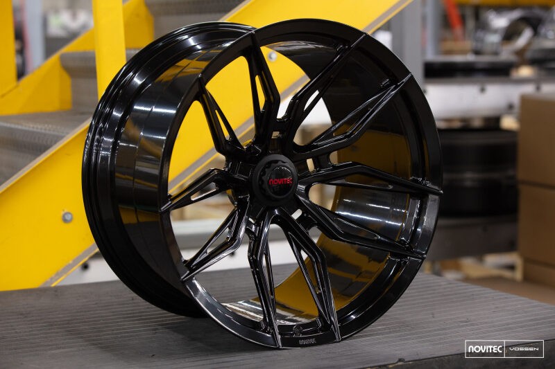 Vossen x Novitec NF11 22x12 Inch Gloss Black Rear Wheel for Ferrari 12C