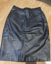 Vintage 1980s G-III Leather High Waisted Black Snake Print Skirt