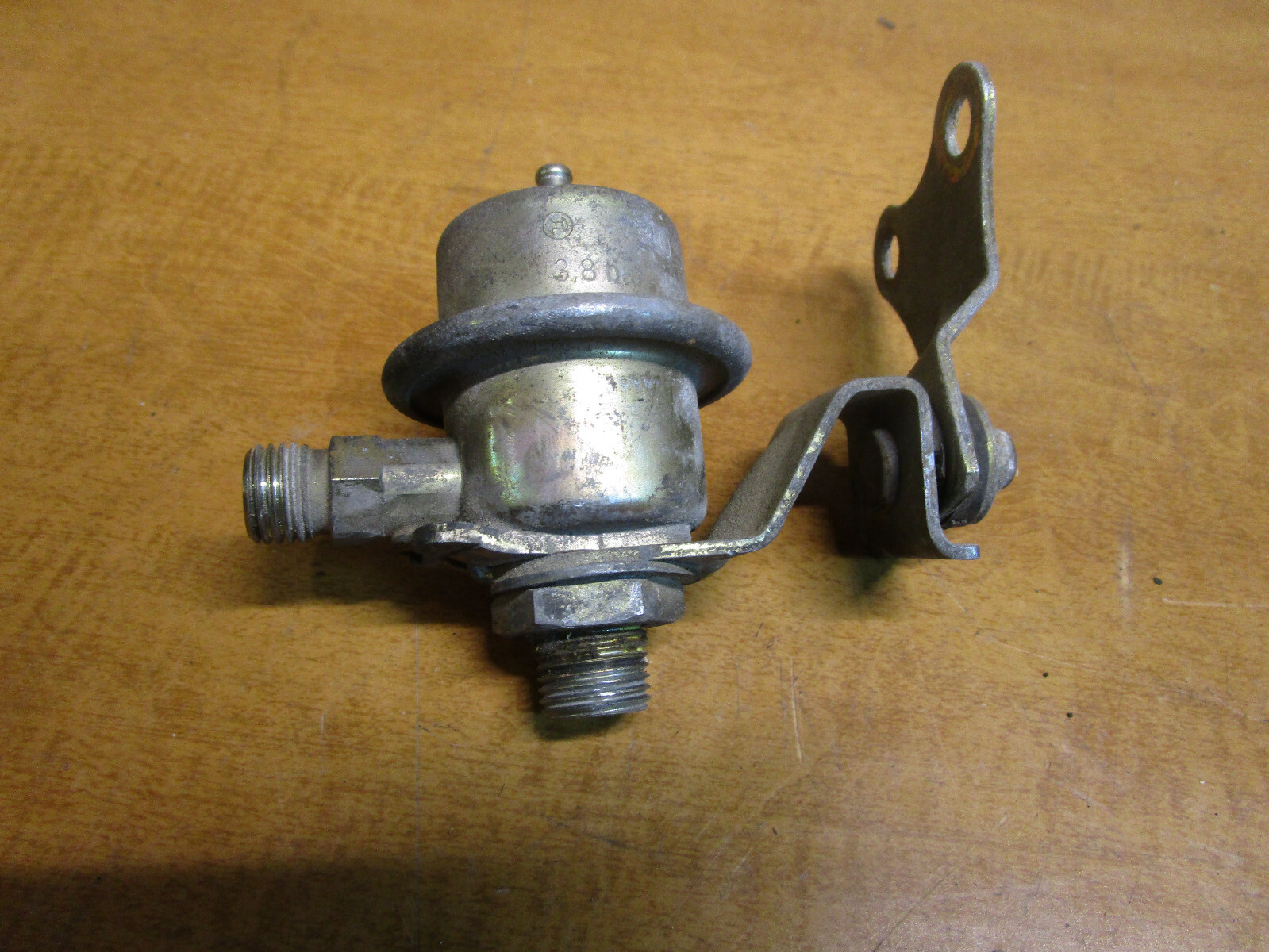 Ferrari 348,Mondial t- Fuel Pressure Regulator - P/N 147281
