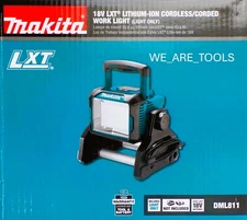 New In Box Makita LED Work Light 18V DML811 Cordless Battery or Corded 18 Volt