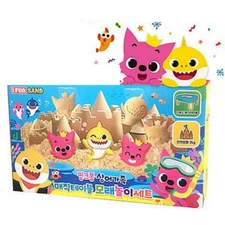 Pinkfong Shark Family Magic Table Sand Play