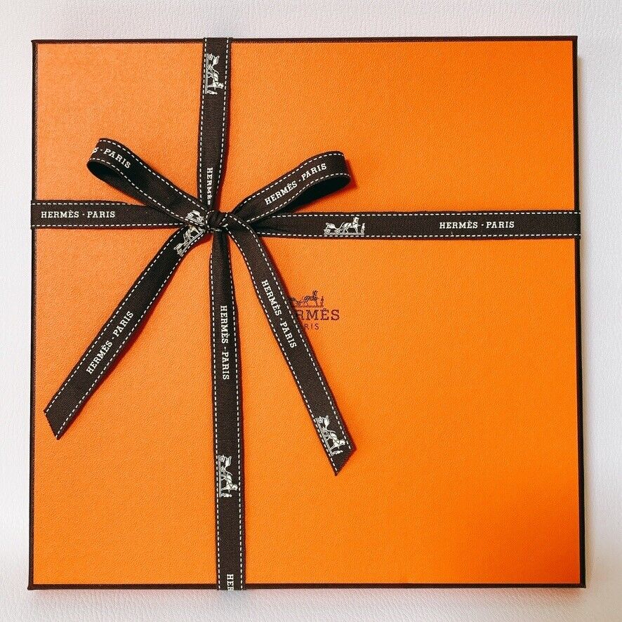 Hermes orange 90cm scarf box with ribbon mint