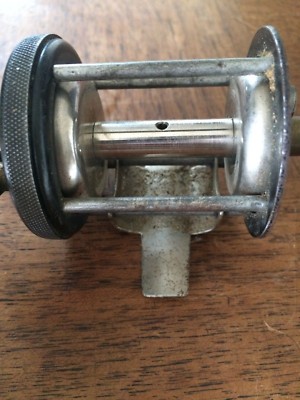 Ancien Moulinet De Pêche CADOR - Modèle Vintage En état De Marche (Occasion)