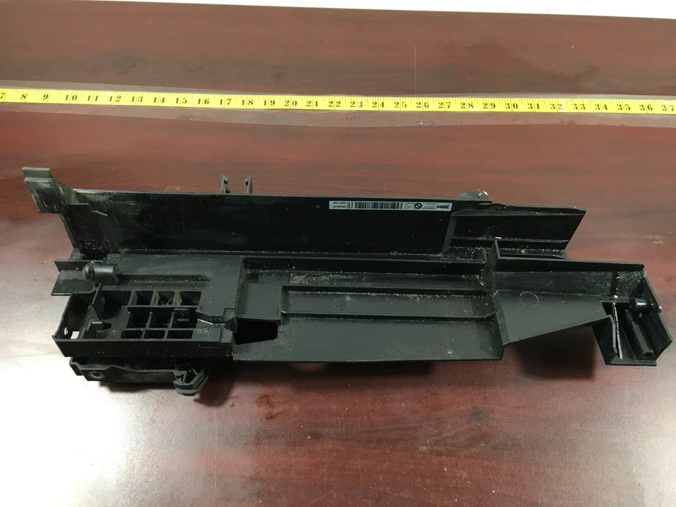 BMW 528i 535i 550i 2011-2016 soporte radiador agua lado derecho 7618772 OEM. Foto 4 de 4