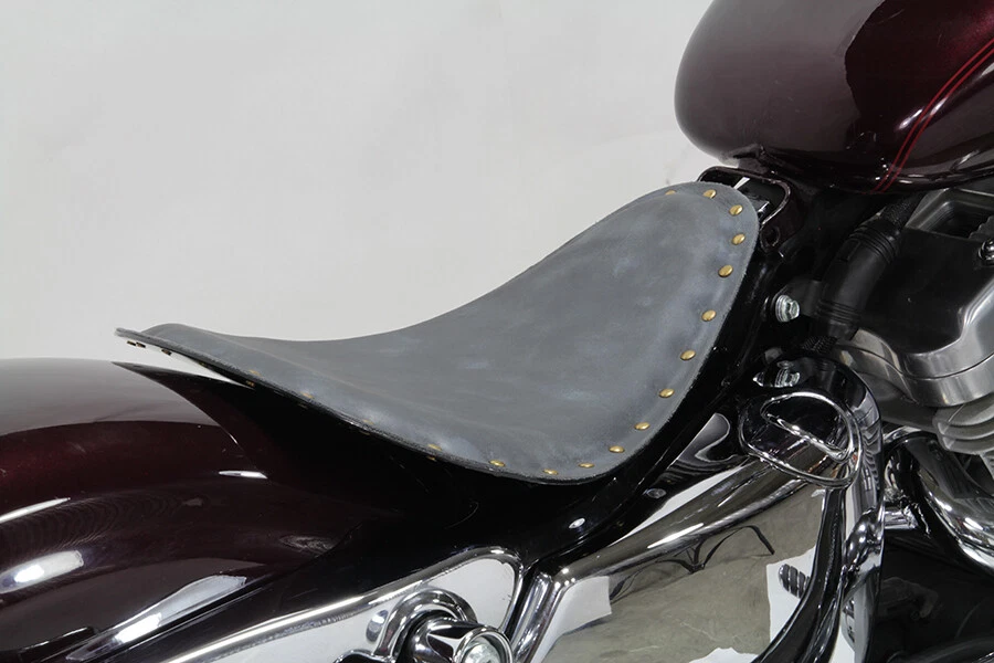 Bobber Solo Seat fits Harley Davidson - Imagem 3 de 4
