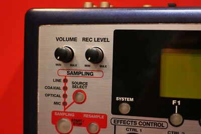 レーゲンスブルク　SP USED ROLAND SP-505 Portable Linear Wave Sampler SP 505 U2802