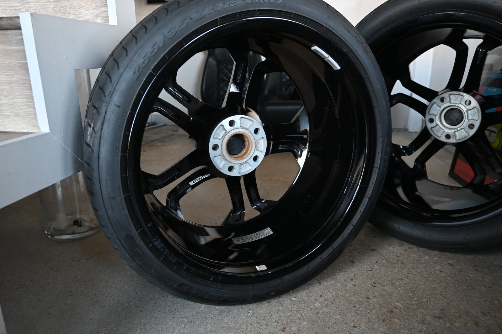 2012 and up. Lamborghini Aventator OEM Stock wheels 4LP700 LP LP720 Speedline