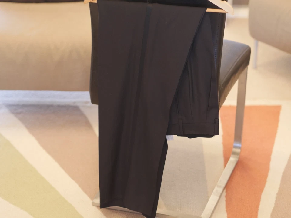 Esmoquin Lanvin Doble Pecho 56R/46R (36'" cintura) Foto 2 de 4