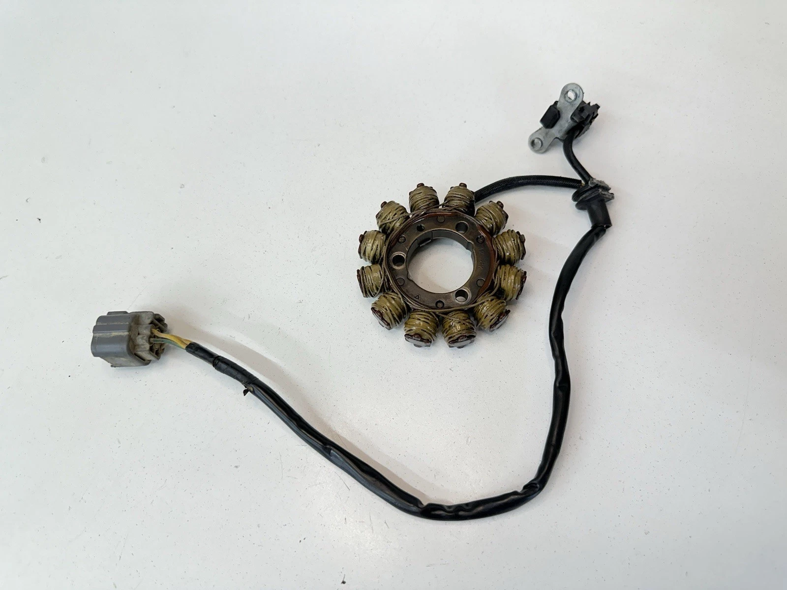OEM 13-20 KAWASAKI KX250F KX250 ENGINE MOTOR STATOR GENERATOR 21003-0147