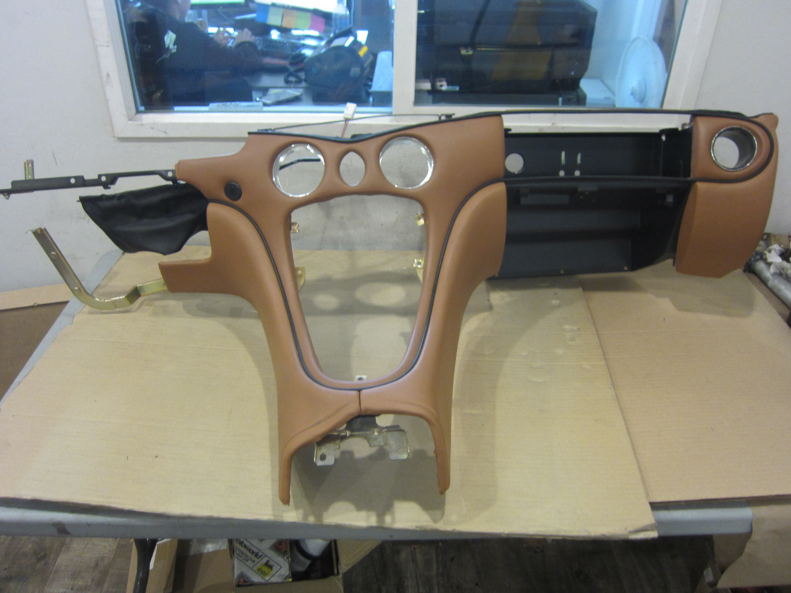 Maserati  4200 - Lower  Dashboard -Tan - Incomplete - P/N 66695400