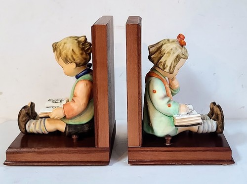 Hummel “Bookworm” Bookend Set Boy & Girl 70th Anniversary 14/A & 14/B TMK7 Nifty