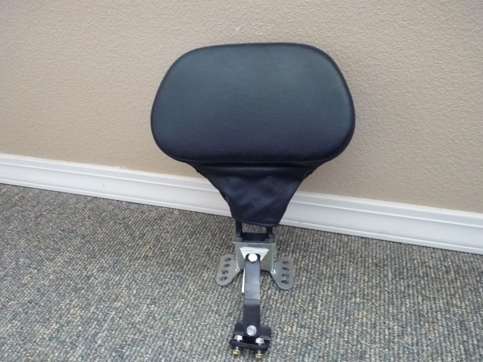 HarleyDavidson Rider Backrest w/ Smooth Pad. 20092023 Touring models. eBay