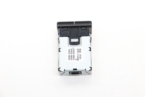 2018 - 2020 TOYOTA CAMRY CENTER CONSOLE REAR DUAL POWER OUTLET OEM 8553206010 - Foto 5 di 9