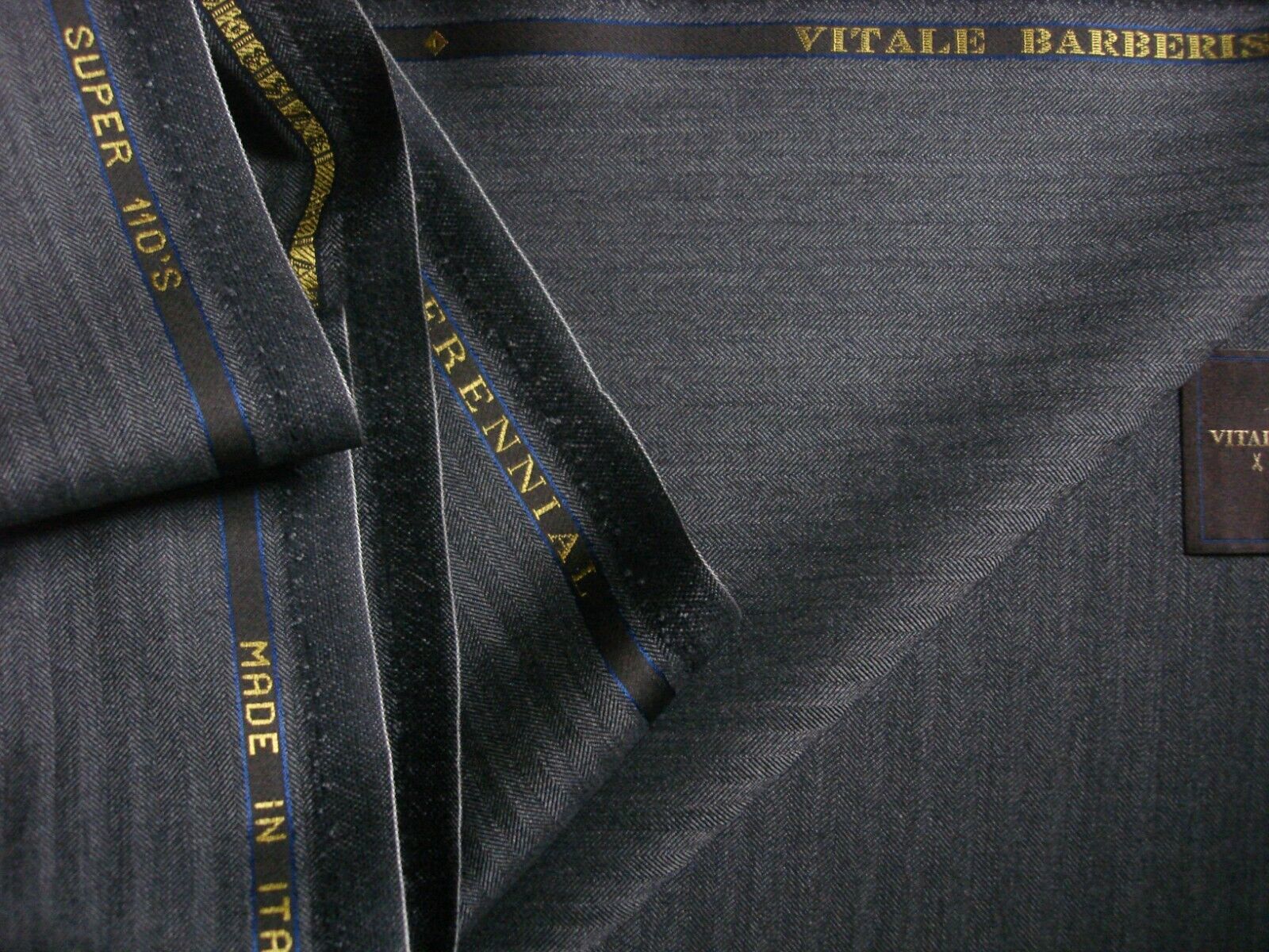 Vitale Barberis Canonico Suiting Black Fabric 100% Wool Super -  Israel