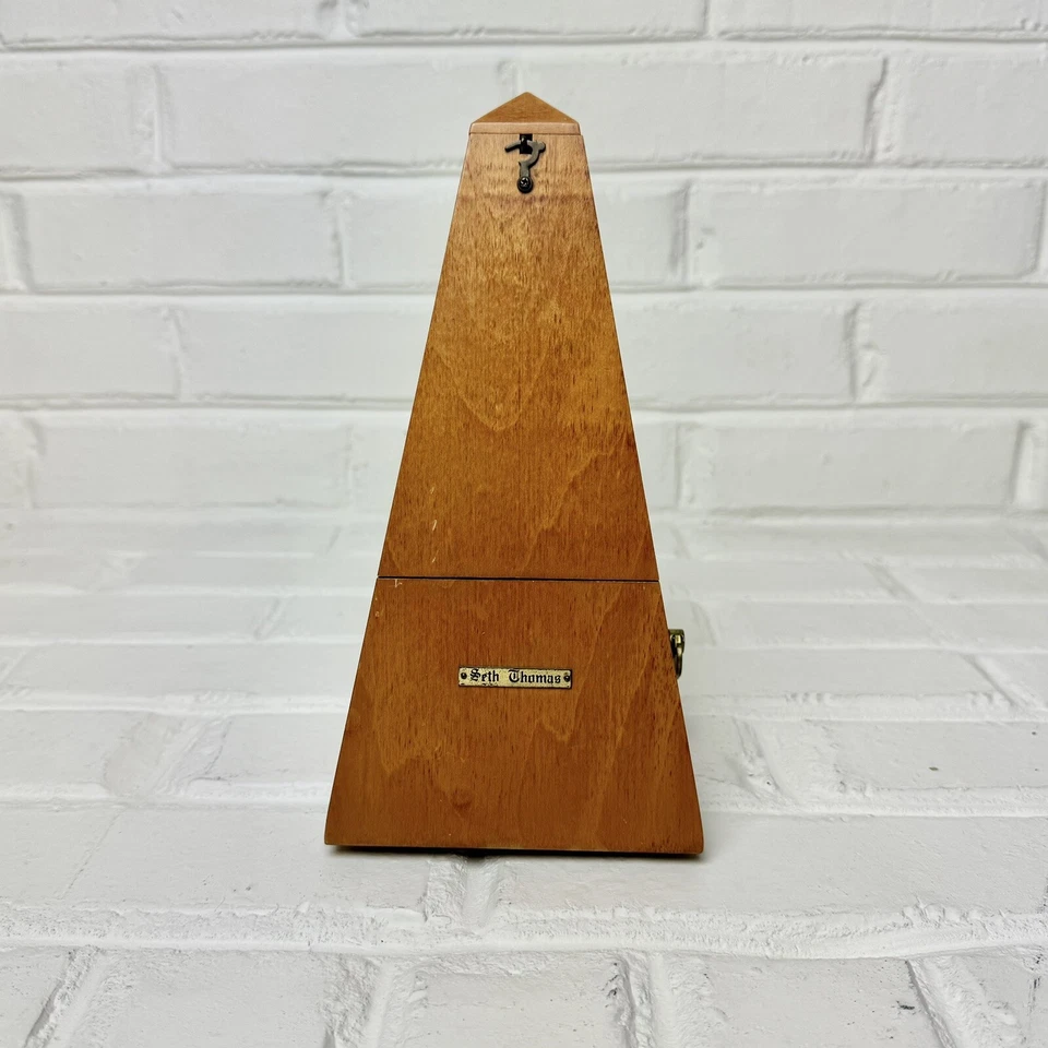 Metrónomo de madera vintage Seth Thomas en excelente estado - funciona perfectamente Foto 2 de 4