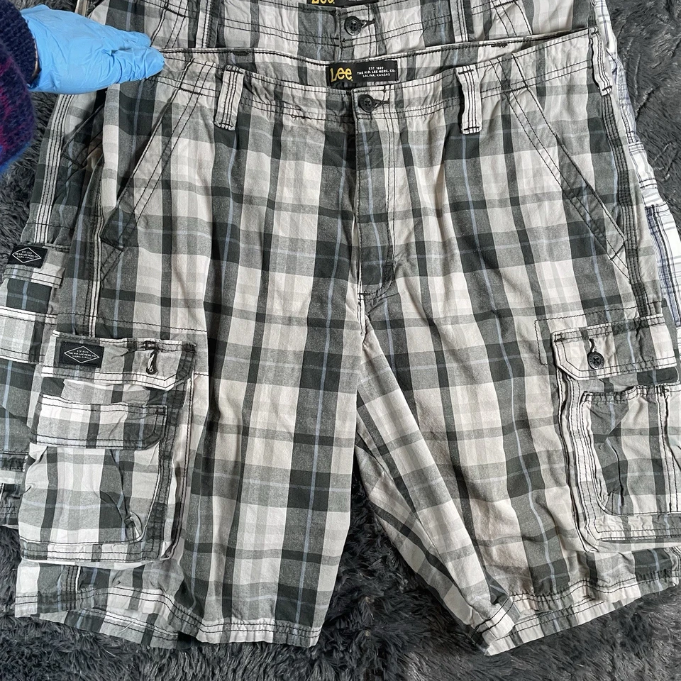 Paquete de cuatro pantalones cortos Lee Cargo para hombre talla 38 a cuadros multicolor preppy golf Foto 3 de 4