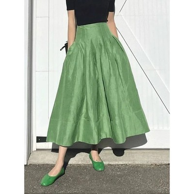 French elegant retro green umbrella skirt, temperament high-waisted slim fluffy