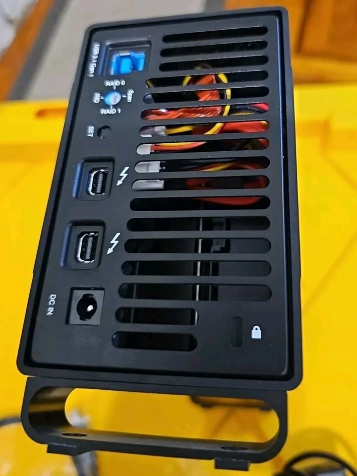 12TB Mercury Elite Pro Dual Thunderbolt 2 OWCTB2U3MEDOGB - Image 4 of 4