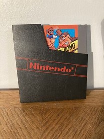Cartucho y funda Donkey Kong Classics Nintendo (NES 1985)