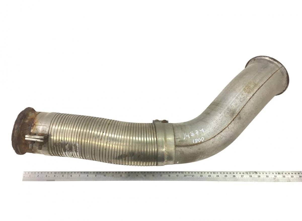1629939 1626097 21497416 Exhaust pipe of muffler complete with 
