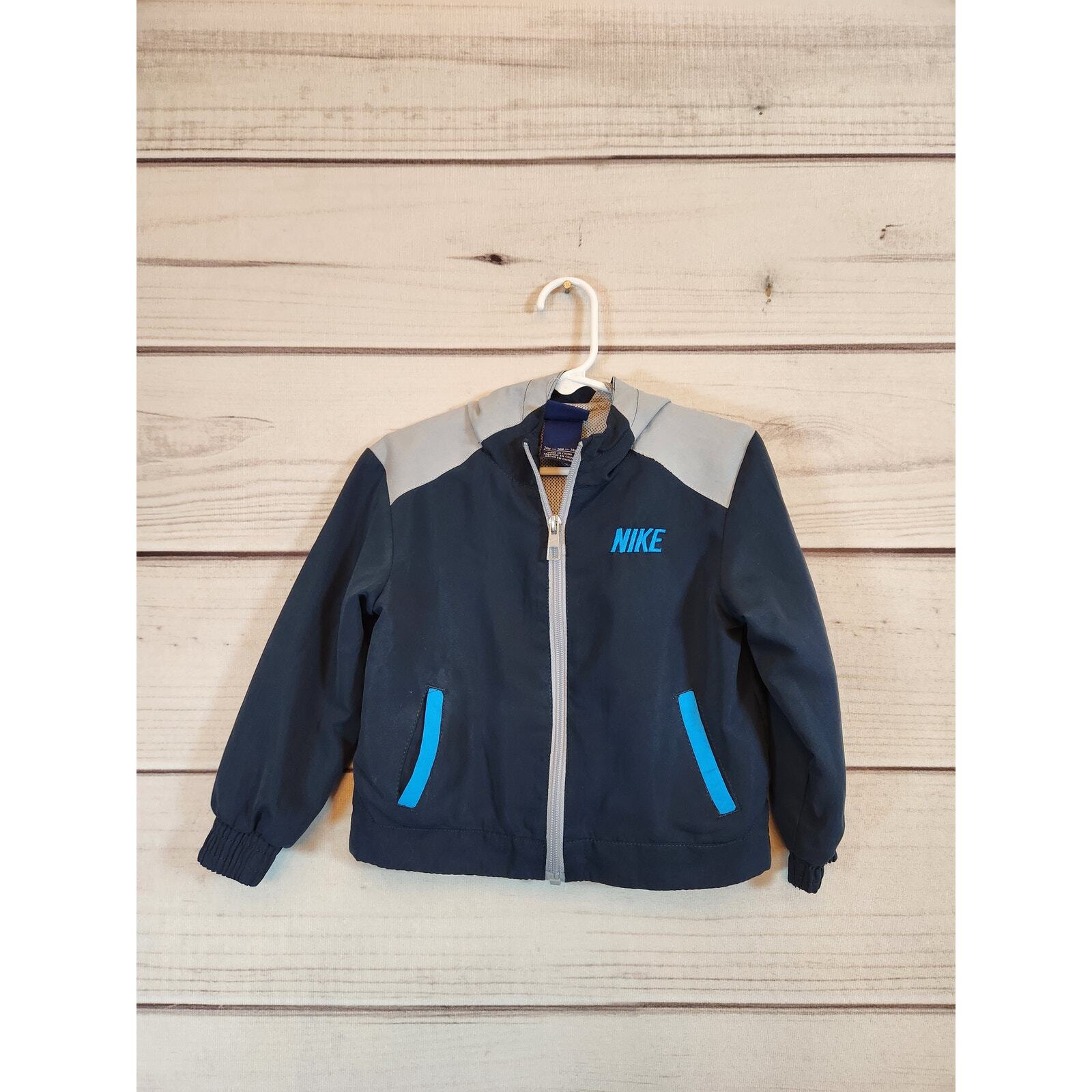 SACAI X NIKE Giacca a vento primavera Nike full zip ragazzo bambino blu e grigia taglia 24M