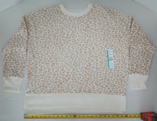 Cream Cheetah Print Sweater Size 