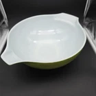 Vintage Green Pyrex Cinderella Bowl 444  4 QT  Pour Spout Nesting Mixing Bowl