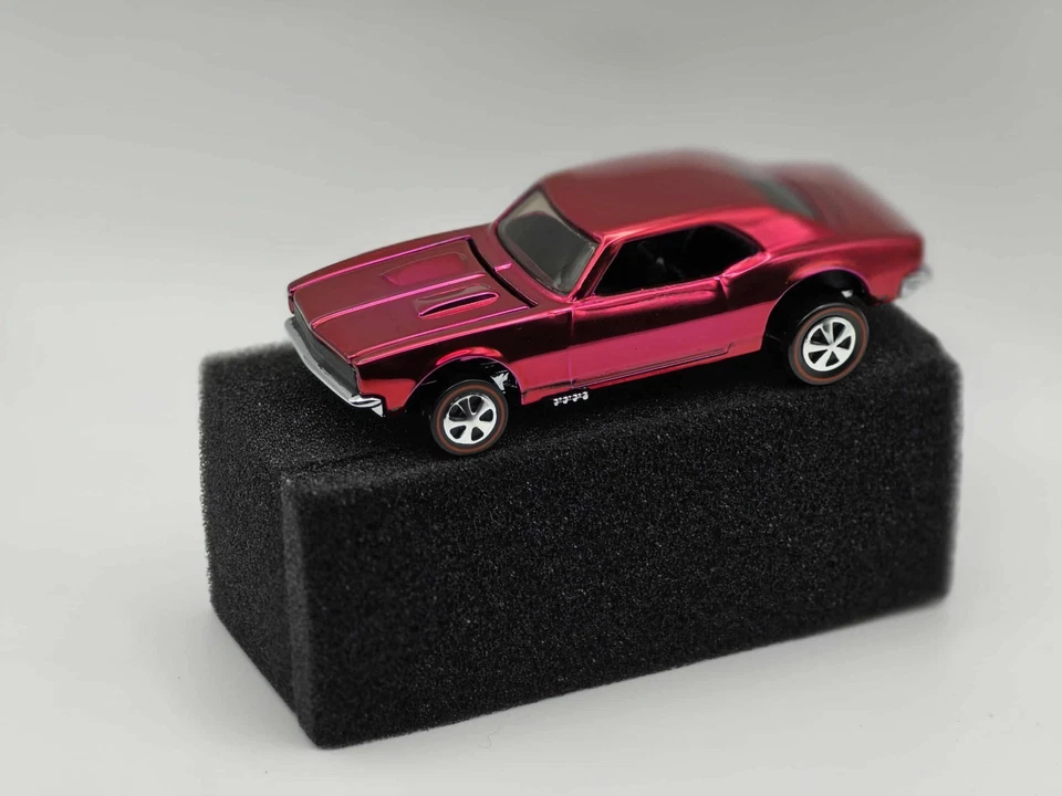 2025 Hot Wheels RLC 80th Anniversary Original Sweet 16 Ruby Red 1967 Camaro - Image 4 of 4