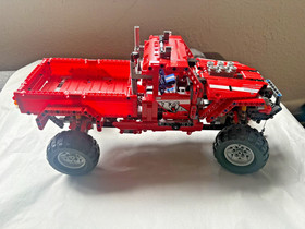 LEGO Technic 42029 Customized Pick Up Truck Assembled, Displayed Only