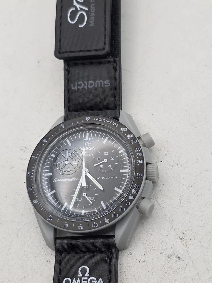 OMEGA x Swatch Mission to the Moon. Nuevo. Negro Foto 2 de 3