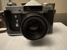 Macchina fotogr.Zenit - E Moshva 80 Obiettivo Helios 44-2  +Obiettivo 28/135