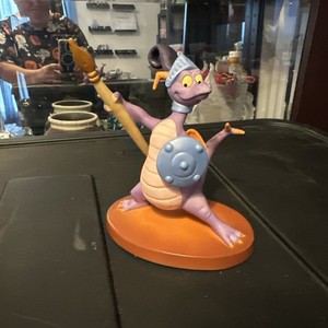 Figment “Noble Knight “ Statue