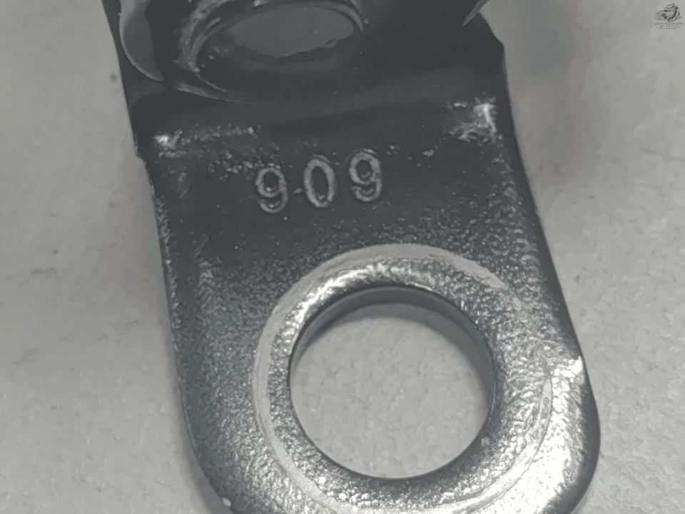 Puerta del conductor trasera izquierda bisagra inferior OEM G542P NEGRO 2016-2024 HONDA PILOT Foto 2 de 4