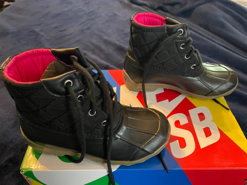 Bota Sperry Port para niñas talla 13 niños negro rosa lluvia casual  Foto 2 de 4