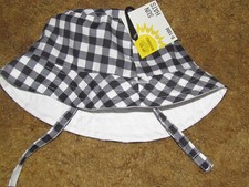 Boy Goldbug NWT reversible gingham bucket hat size 6-18 months