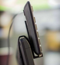 Wacom Cintiq 22HD Tablet Stampato in 3D Ganci Vassoio Tastiera.