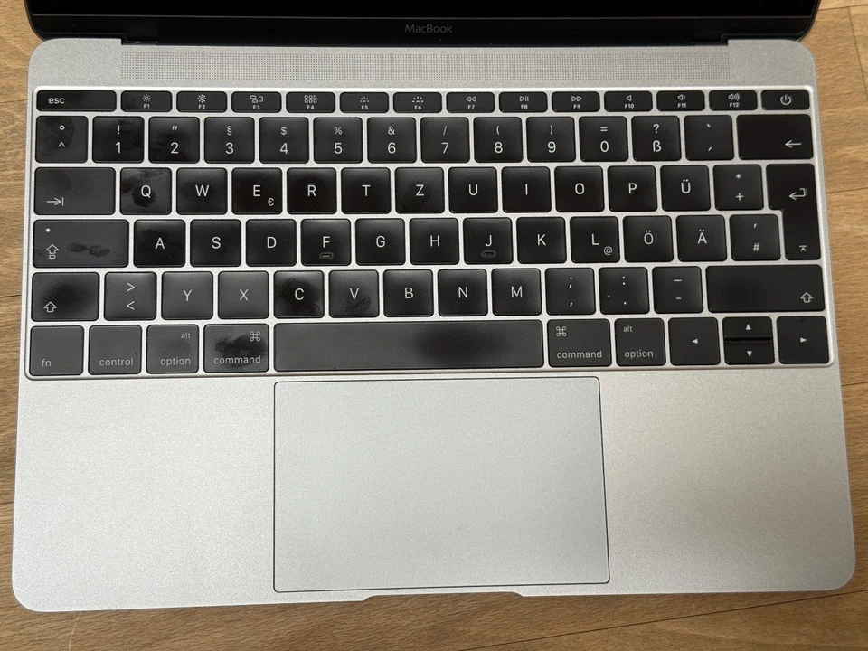 Apple Macbook 12 Zoll Retina 2016 256GB SSD, 8GB Ram, 1.1 Ghz Core M3 - Bild 2 von 4